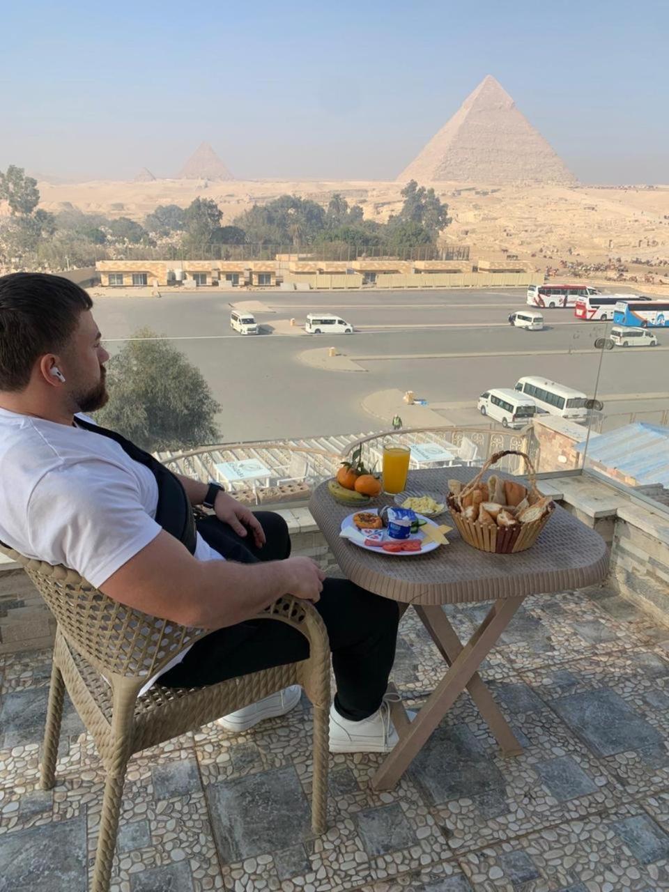 Отель Tut Pyramids View Kafrat al Jabal Экстерьер фото